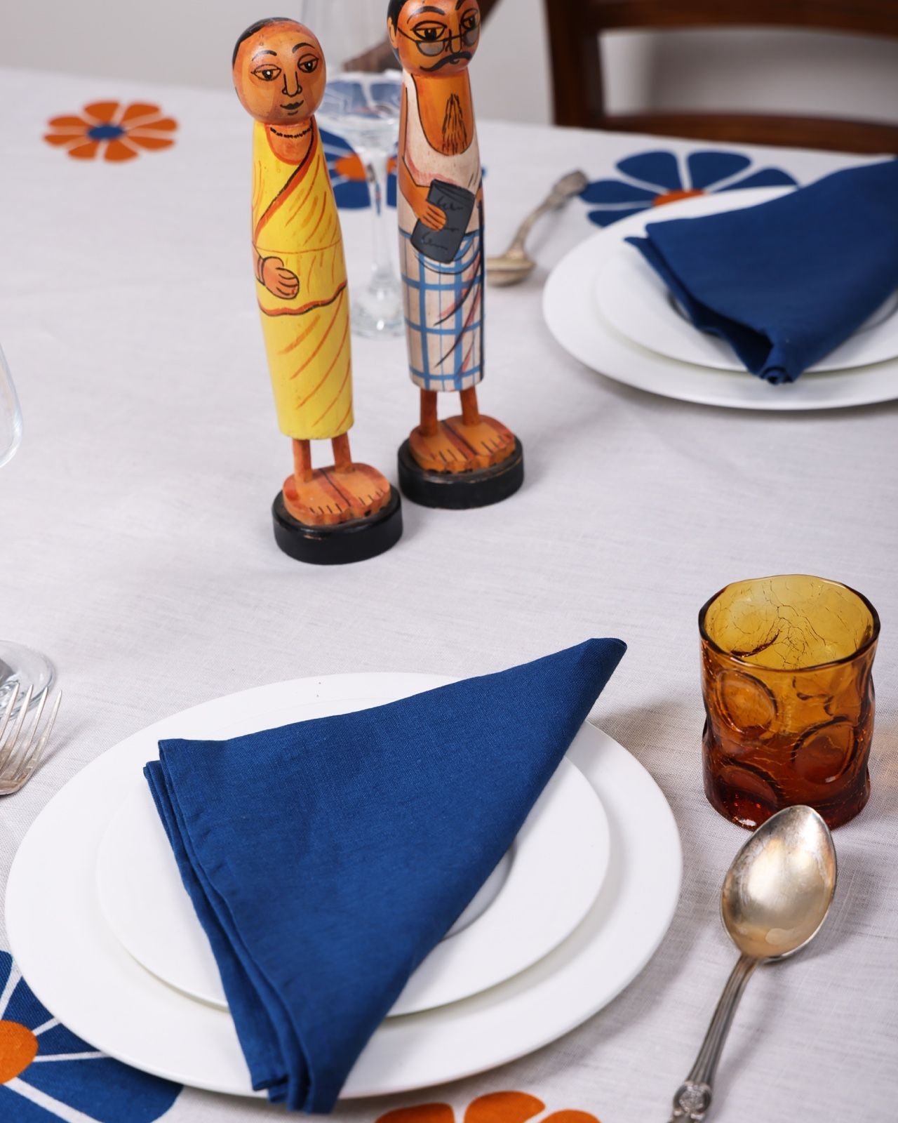 Daisy Printed Tablecloth - Off White