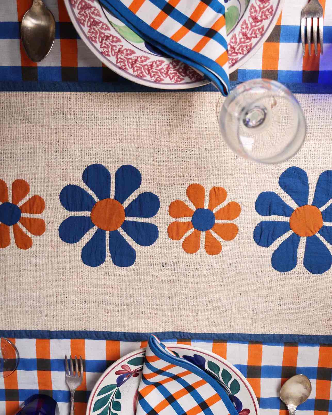 Daisy Appliqué Table Runner